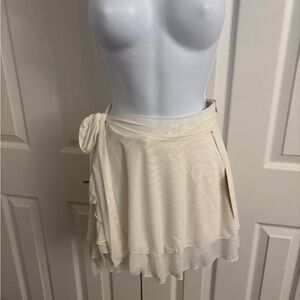 Blogilates Cream Women's Skirt with built in shorts
